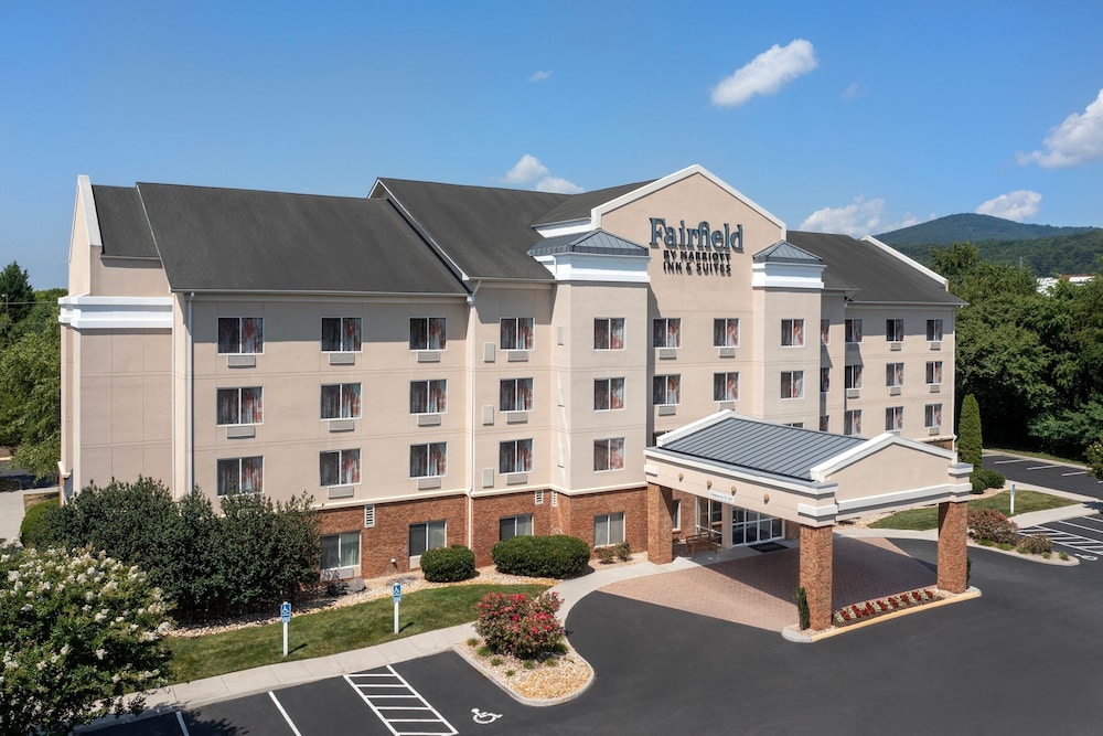 Fairfield Inn & Suites by Marriott Roanoke Hollins I 81 - photo 35