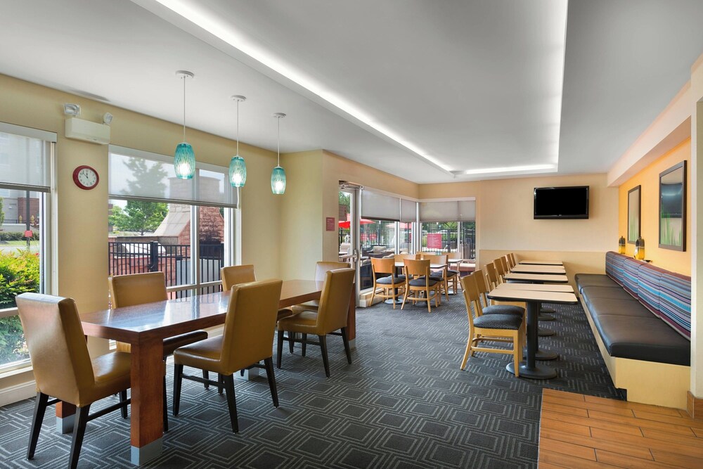 Towneplace Suites by Marriott Rock Hill - photo 21