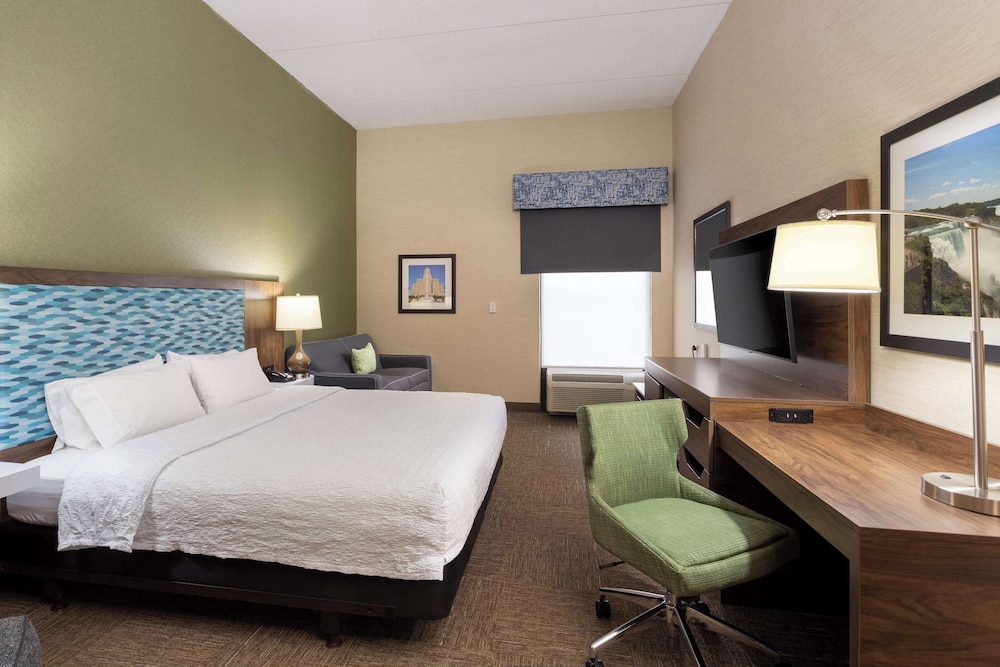 Hampton Inn Buffalo South I 90 - photo 9