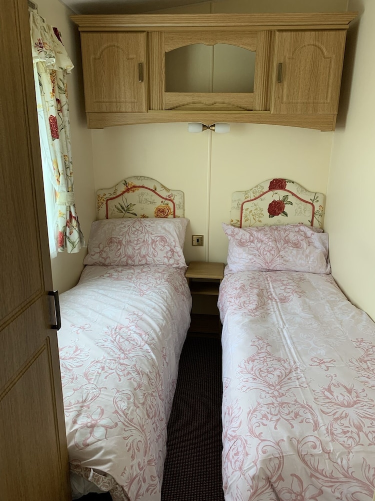 Remarkable 2 bed Caravan in Ingoldmells in Skegness, United Kingdom