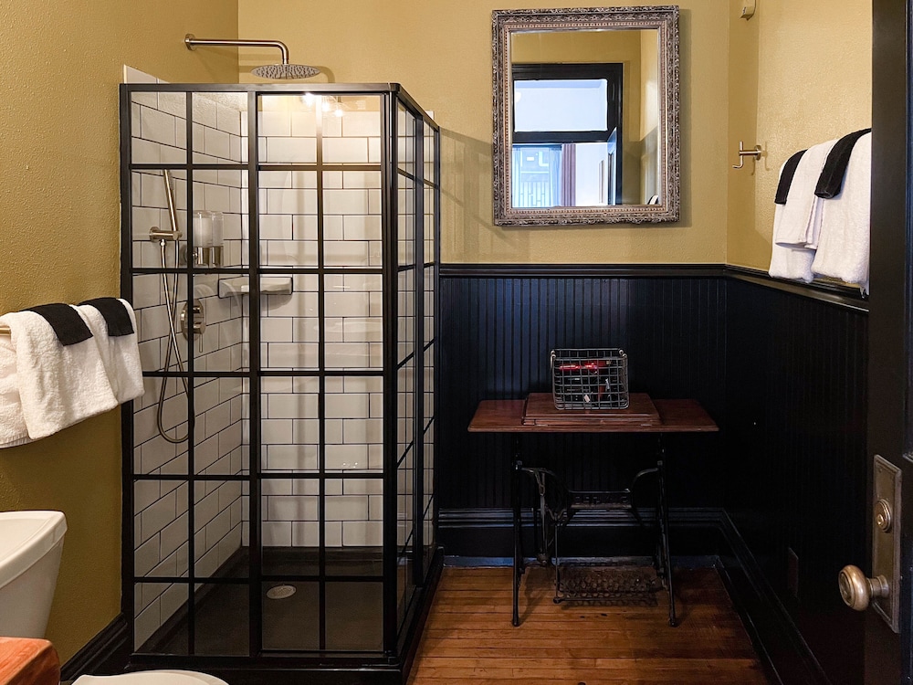The Oliver Inn Duluth Hotel Near Canal Park - photo 85