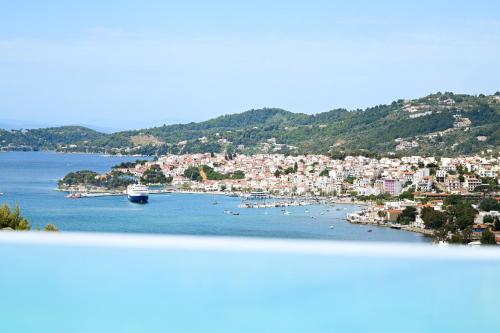 Villa Katerina — 4-Star Luxury Hotel in Skiathos, Greece