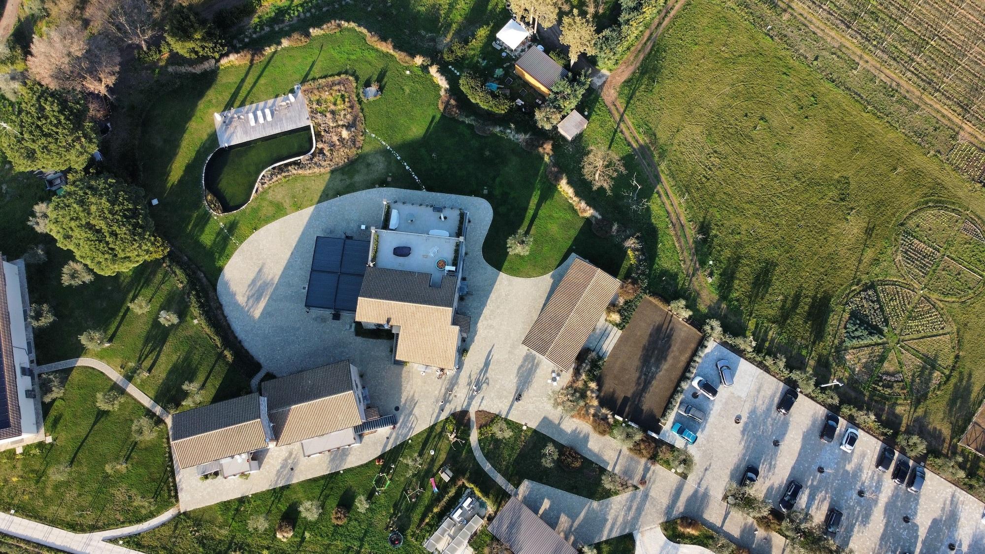 I Cacciagalli - carbon neutral hotel in Teano