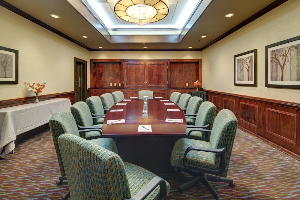 Holiday Inn Staunton Conference Center by IHG - photo 64