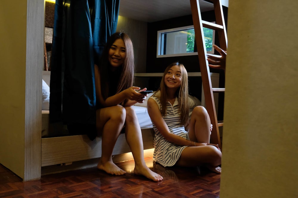168 Hostel