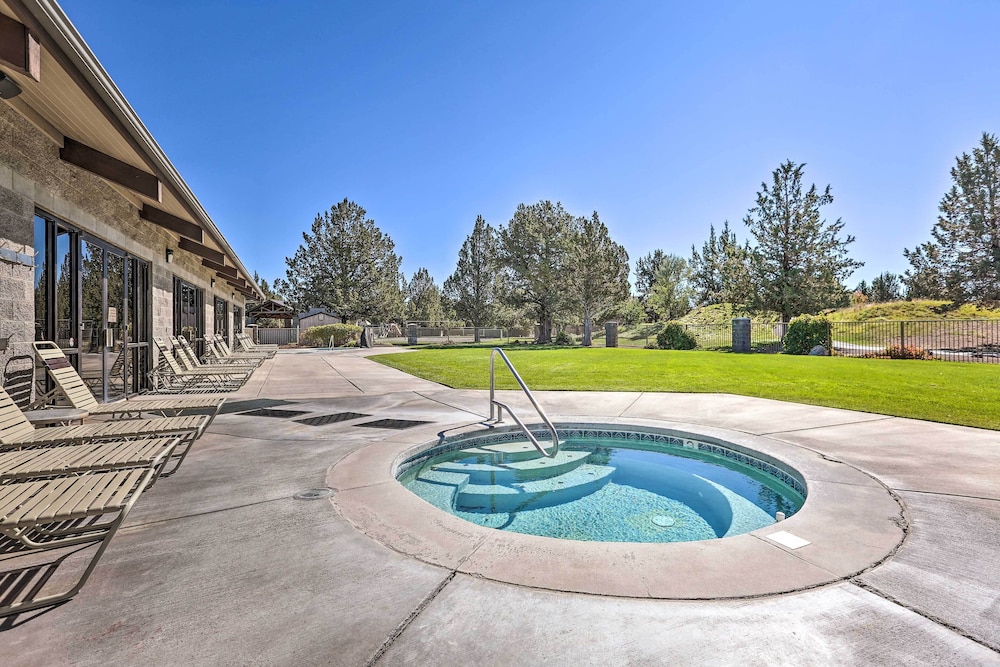 Charming Redmond Townhome w Resort Amenities - photo 18