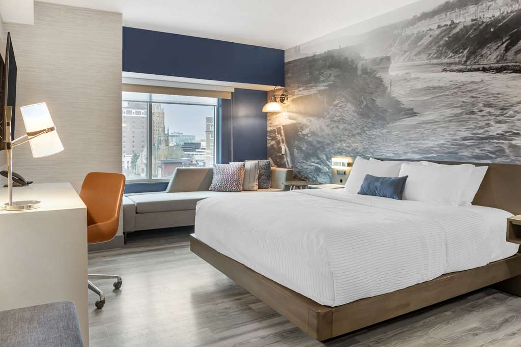 Cambria Hotel Niagara Falls - photo 25