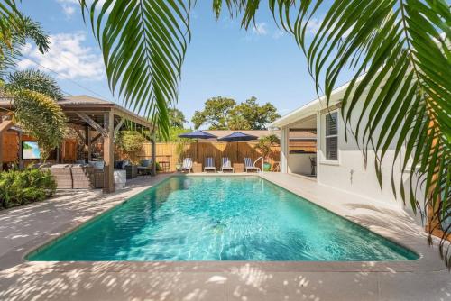 Zen Beach Retreat The ultimate luxury getaway — 4-Star Luxury Hotel in Naples, United States