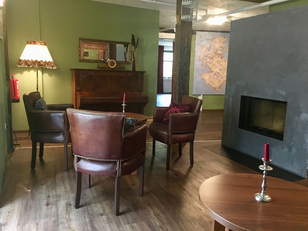 Märchenhotel Bergen — Bergen Auf Ruegen — photo 4
