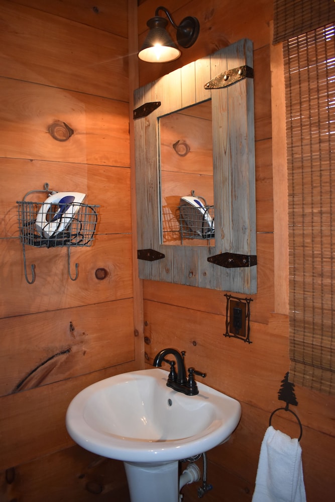 Bear Creek Lodge Cabin Resort - photo 84