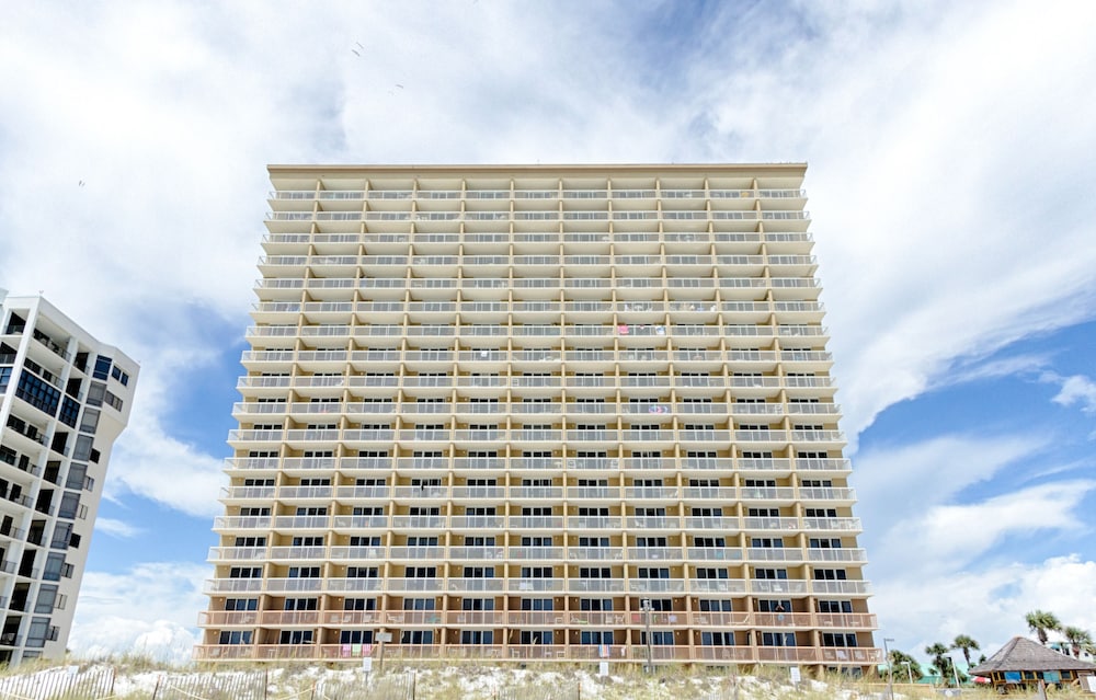 Pelican Beach Resort - photo 60