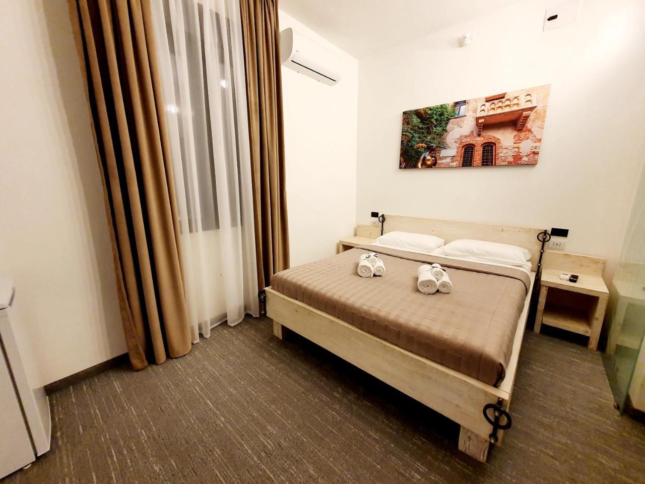 Camere Fiera Verona Casanostra in Verona, Italy