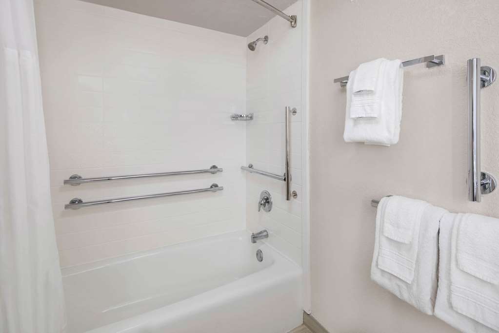 Wyndham Garden Marietta Atlanta North - photo 16