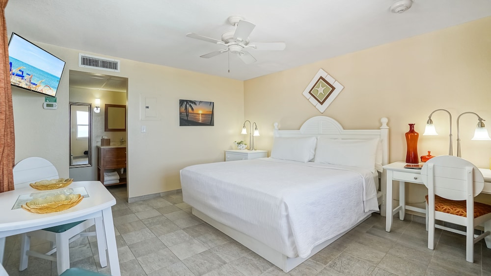Glunz Ocean Beach Hotel & Resort - photo 20