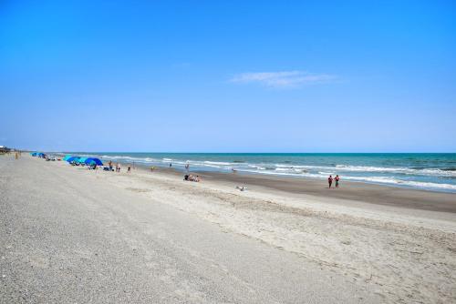 A Pirate's Paradise by Oak Island Accommodations - photo 45