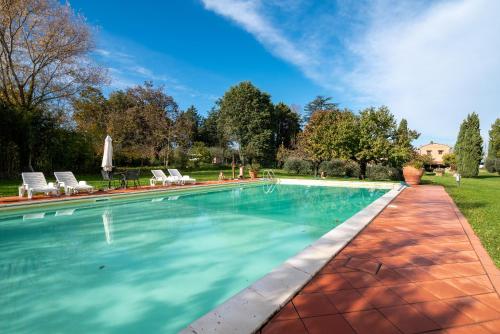 Villa La Stalla Il Sole Verde — 4-Star Luxury Hotel in Bucine, Italy