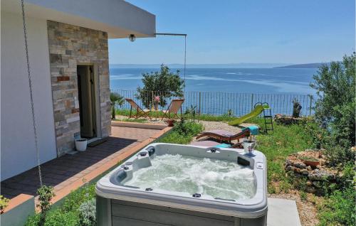Holiday Home Villetta Belveder — 5-Star Luxury Hotel in Baska Voda, Croatia