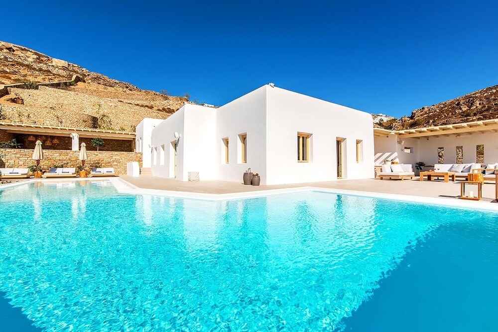 Sotavento — 4-Star Luxury Hotel in Mykonos, Greece