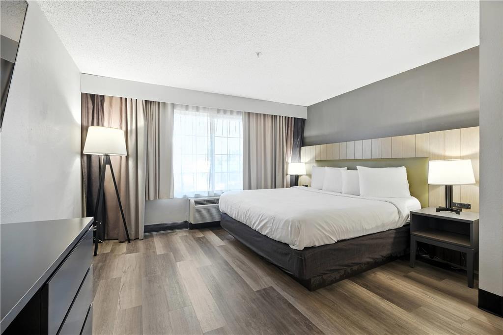 Country Inn & Suites by Radisson Merrillville IN - photo 60