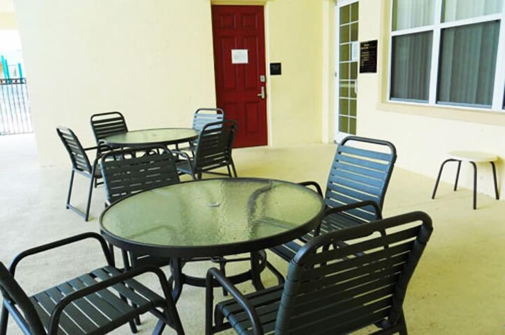 Club Cortile Resort #1 4 Bed 3 Baths Townhome - photo 8