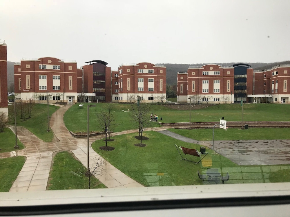 Spark by Hilton Vestal Binghamton University Area - photo 14