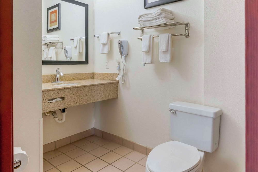 Spark by Hilton La Grange - photo 30