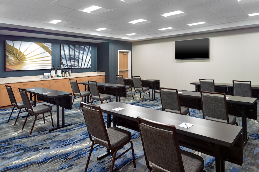 Fairfield by Marriott Inn & Suites Decatur - photo 16