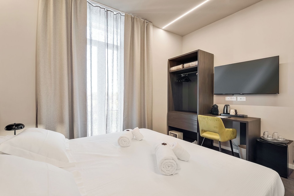 D&D Rooms - last minute hotel in La Spezia