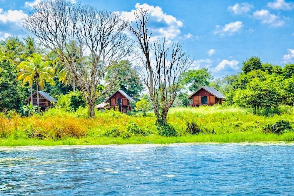 Kolla Watersong Eco Cabana resort in Sigiriya, Sri Lanka