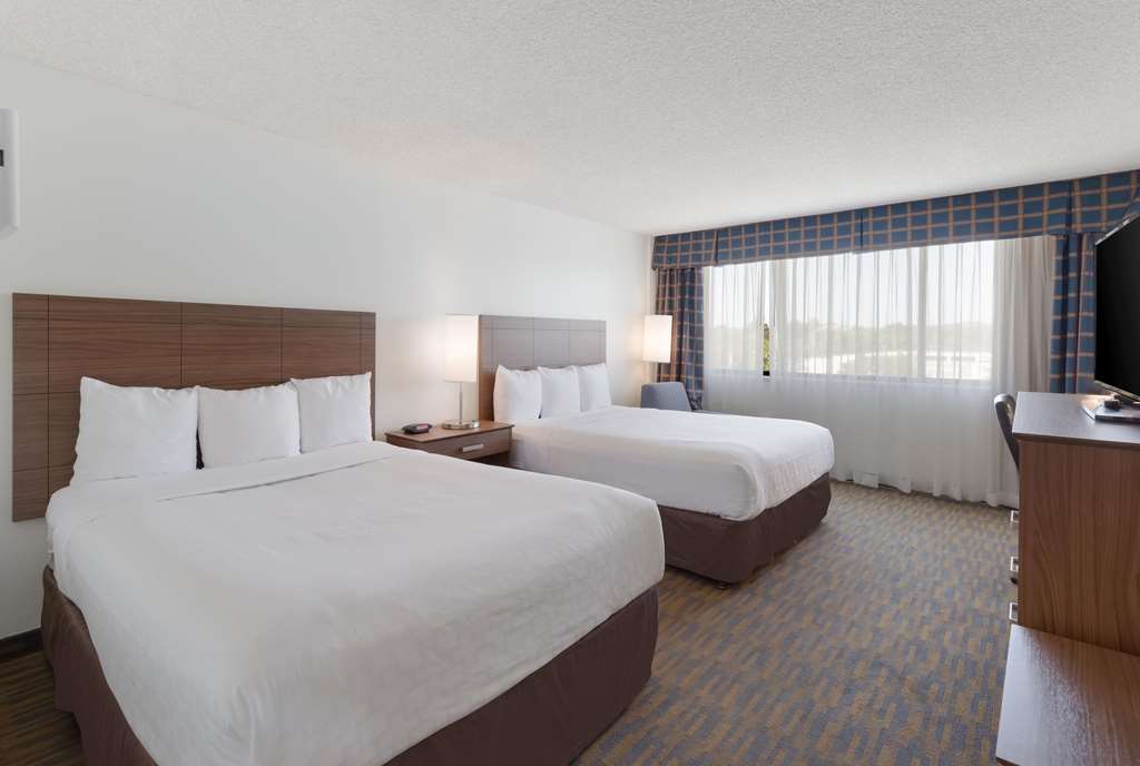 Clarion Hotel Concord Walnut Creek - photo 9