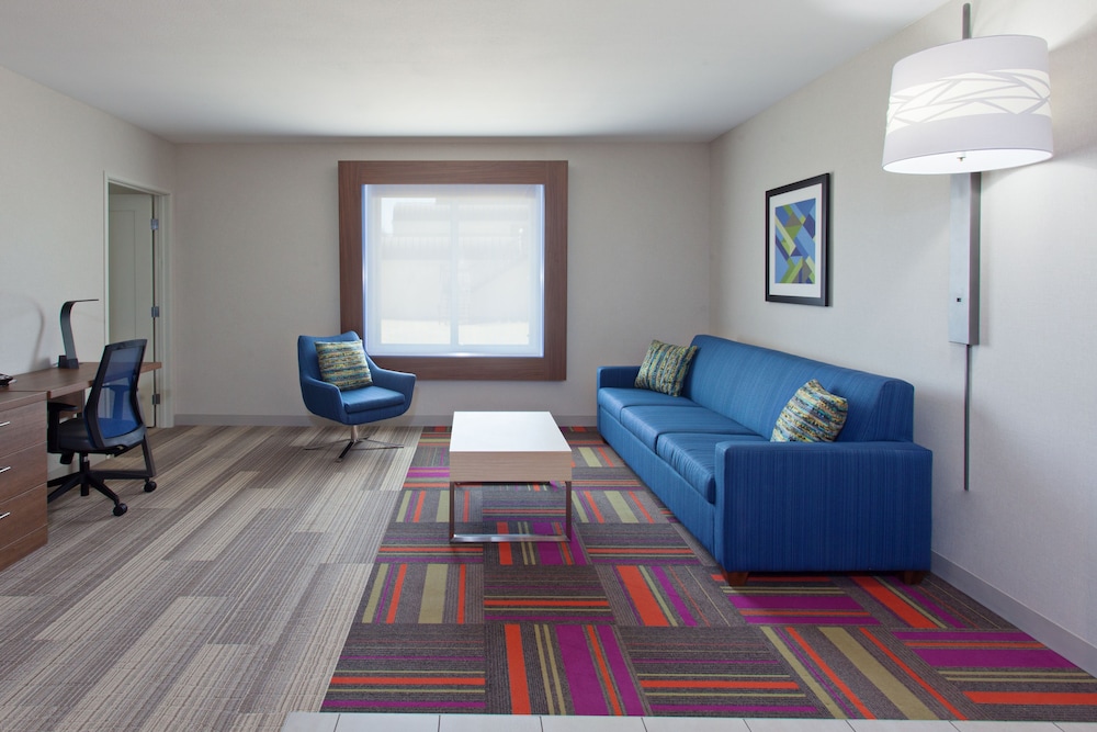 Holiday Inn Express & Suites Pasadena Los Angeles by IHG - photo 14
