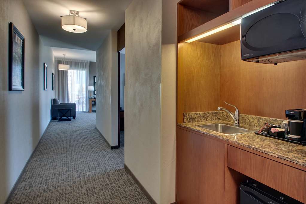Drury Plaza Hotel San Antonio Riverwalk - photo 32