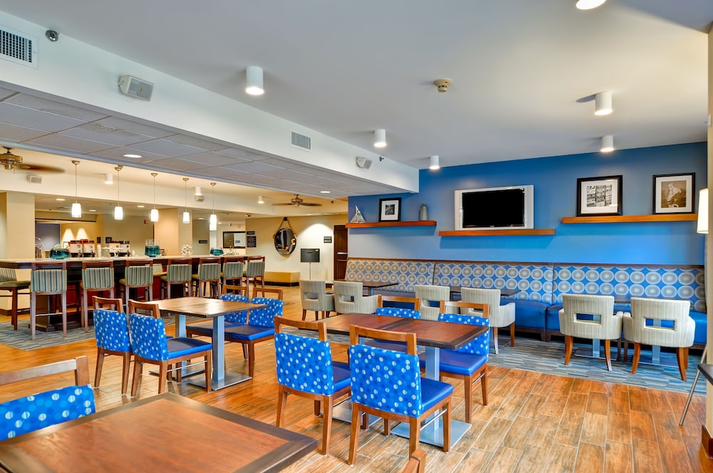 Hampton Inn by Hilton New Bedford Fairhaven - photo 44