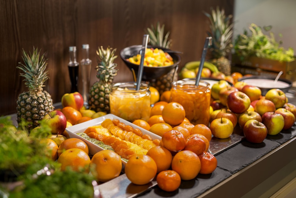 מזון ומשקאות