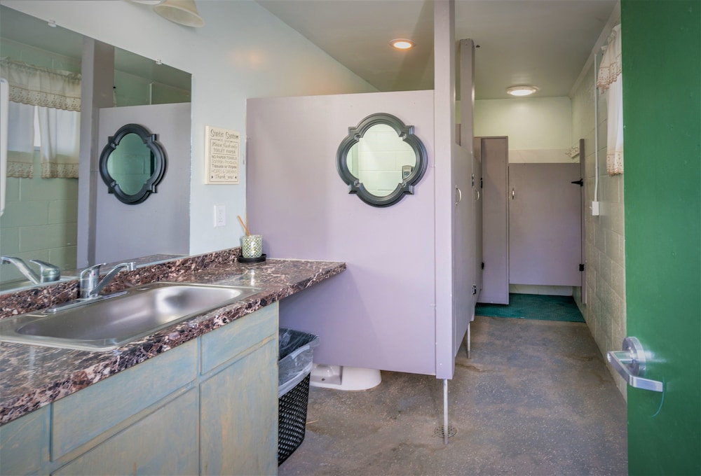 Crater Lake Resort - photo 58