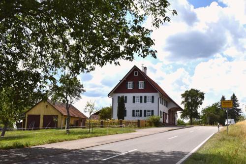 Ferienhaus Nordschwarzwald — hotel in Neuweiler
