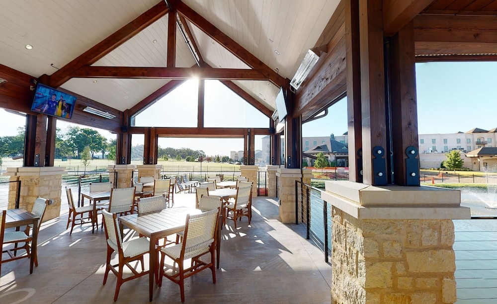 Shangri La Resort - photo 51