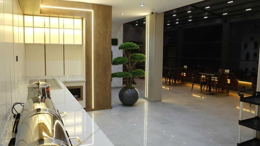 Royal Sevens Otel in Van, Turkey