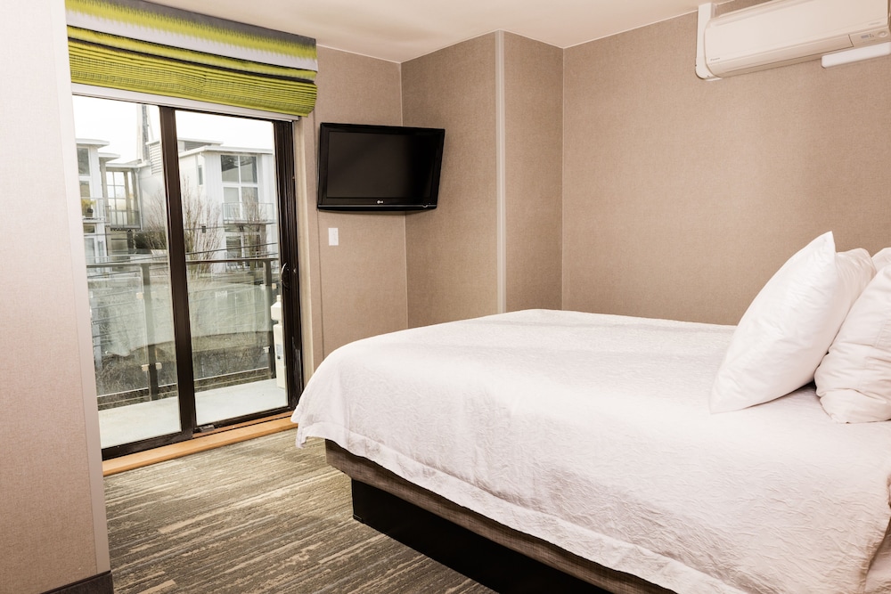 Hampton Inn & Suites Seattle Downtown - photo 5