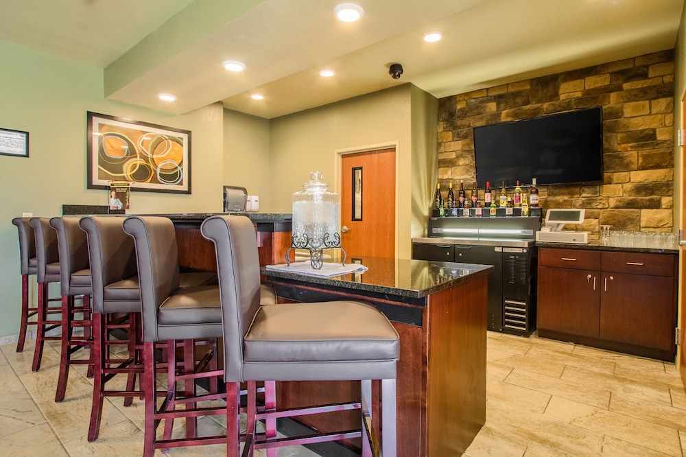 Cobblestone Inn & Suites Vinton - photo 53