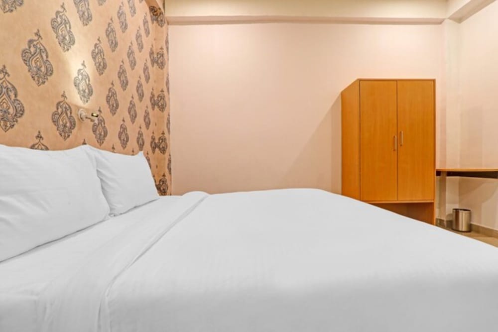 Goroomgo Aditya Grand Lucknow — Lucknow — photo 5