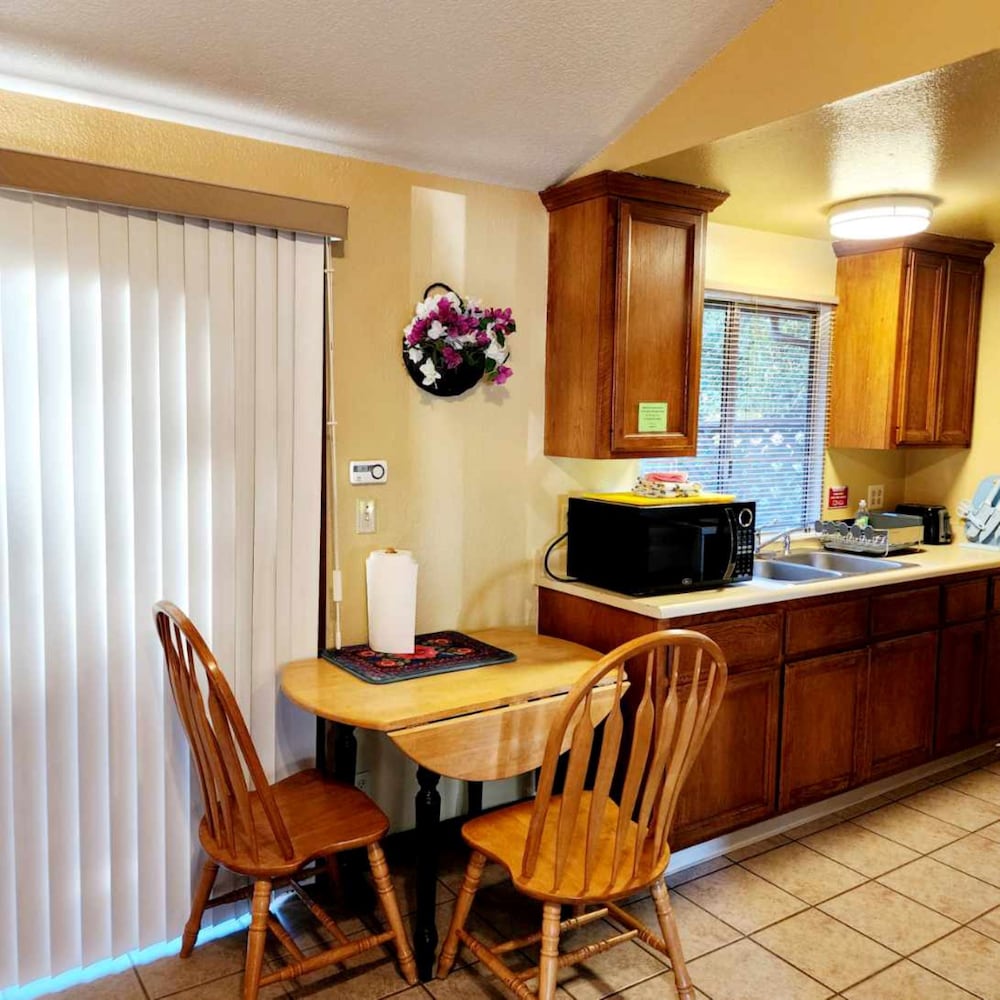 Miranda Gardens Resort - photo 117