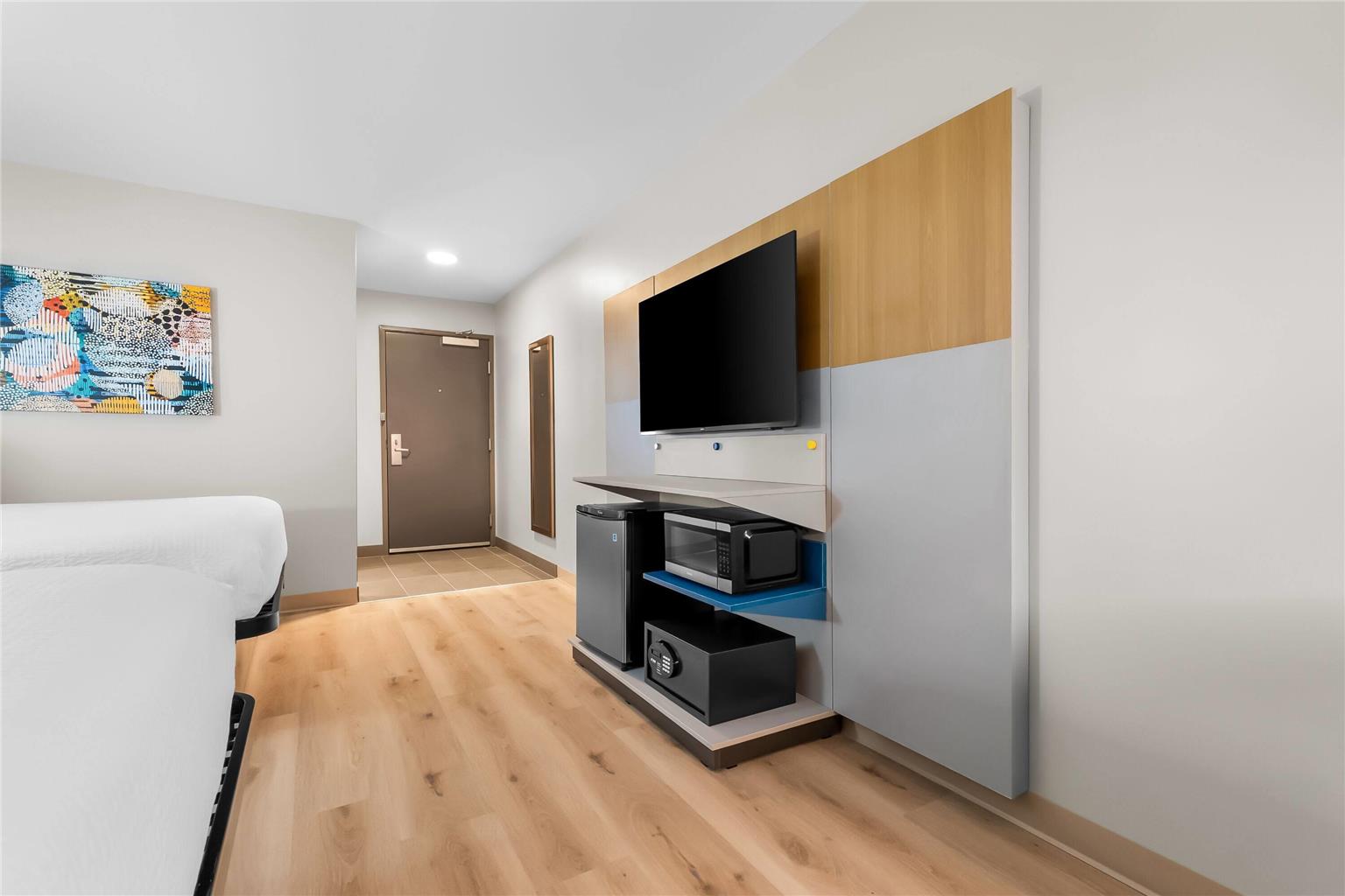 Microtel Inn and Suites by Wyndham Prattville Montgomery - photo 25