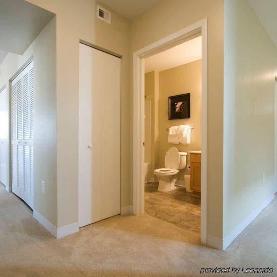Hotel Suites Of The Market Common - photo 9