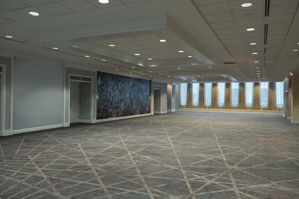 Renaissance Columbus Downtown Hotel - photo 51