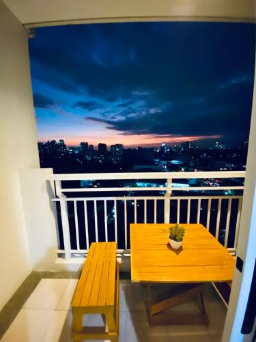 Den and Then Sky Lounge Haven — Manila — photo 5