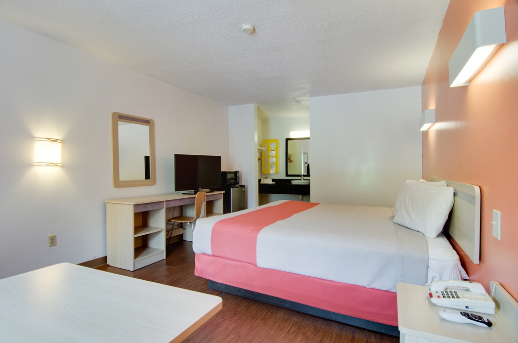 Motel6 Cartersville GA - photo 16