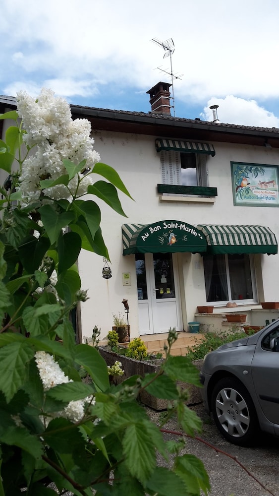 Hotel Au Bon Saint Martin — Lons Le Saunier