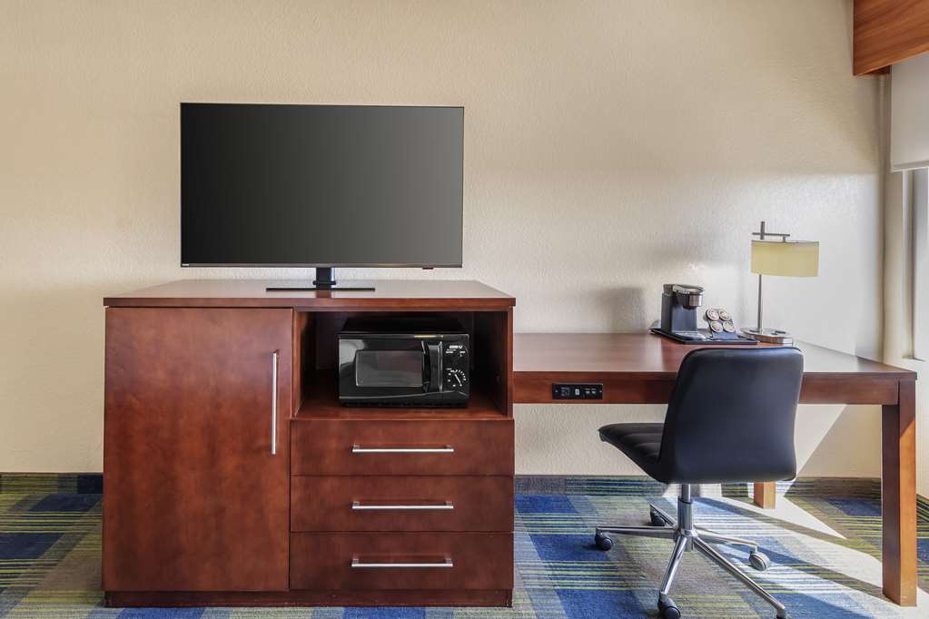 Best Western Plus Heritage Inn Ontario Rancho Cucamonga - photo 38