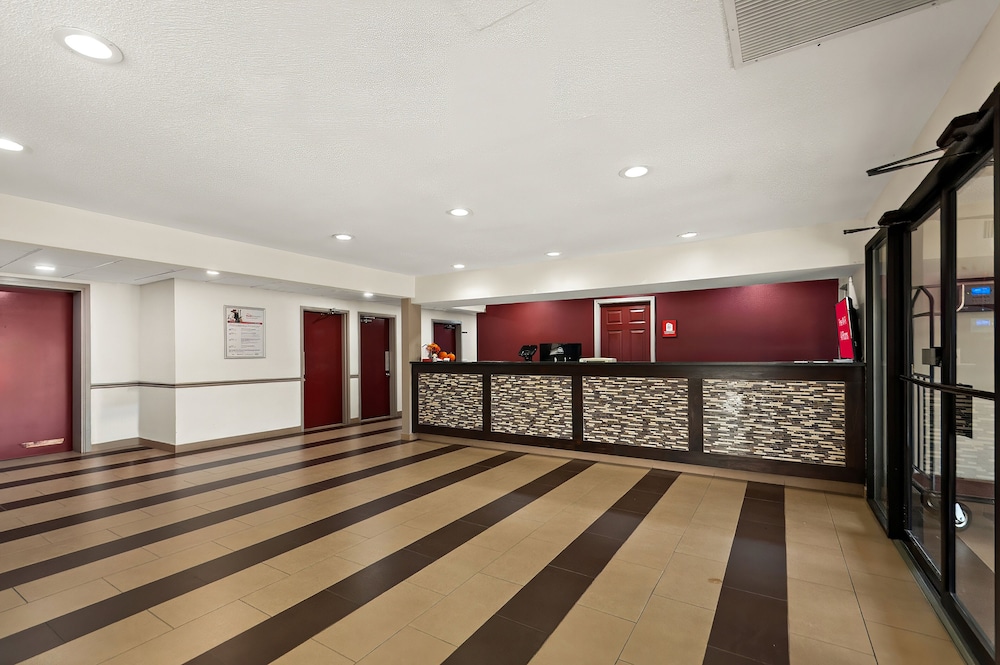 Red Roof Inn Martinsburg - photo 2